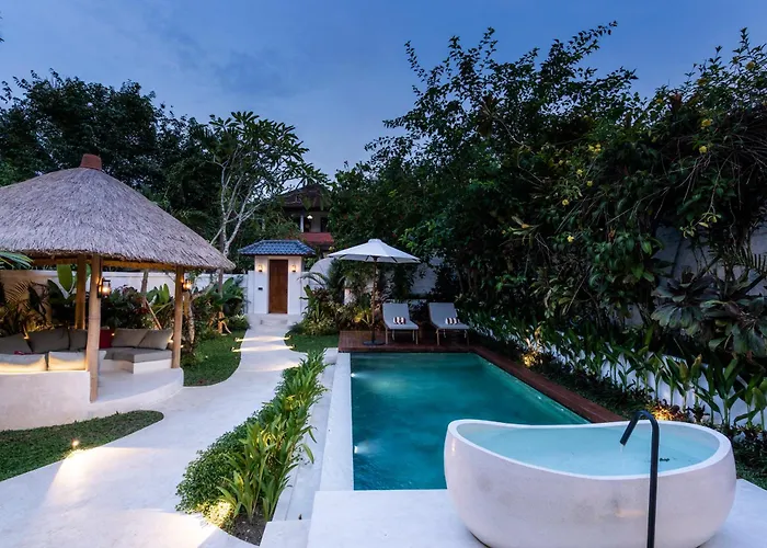 Capri - Private Pool Oasis With Garden & Open-air Bath *
