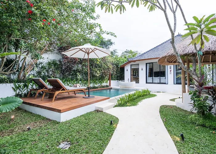 Capri - Private Pool Oasis With Garden & Open-air Bath Villa Ubud